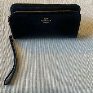 Coach Wristlet - Long Zip Around Large Leather Wallet - Black